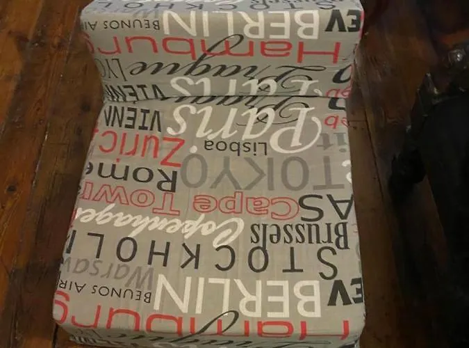 아파트 Medieval Old Town Unit With Sauna *