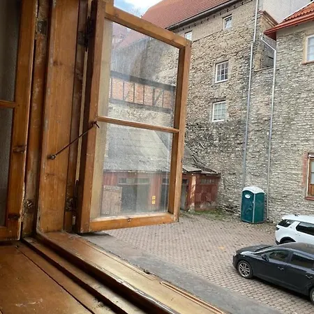 Apartment Medieval Old Town Unit With Sauna