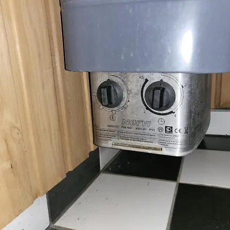 Medieval Old Town Unit With Sauna Apartamento