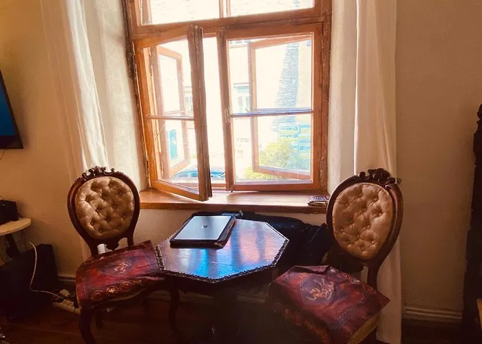 Medieval Old Town Unit With Sauna Apartamento *