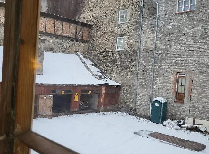 Medieval Old Town Unit With Sauna Apartamento *